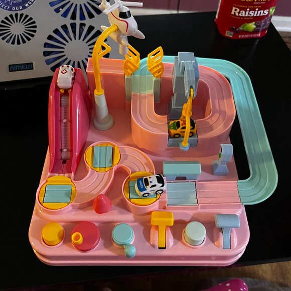 NEW Educational Manual Race Track GIRLS Table Game Fine Motor Skills Toy PINK - Picture 7 of 10